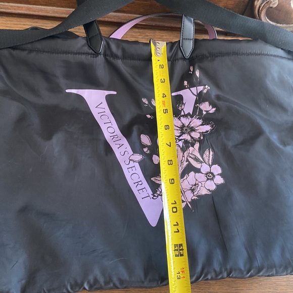 Victoria’s Secret large black tote - Picture 7 of 9
